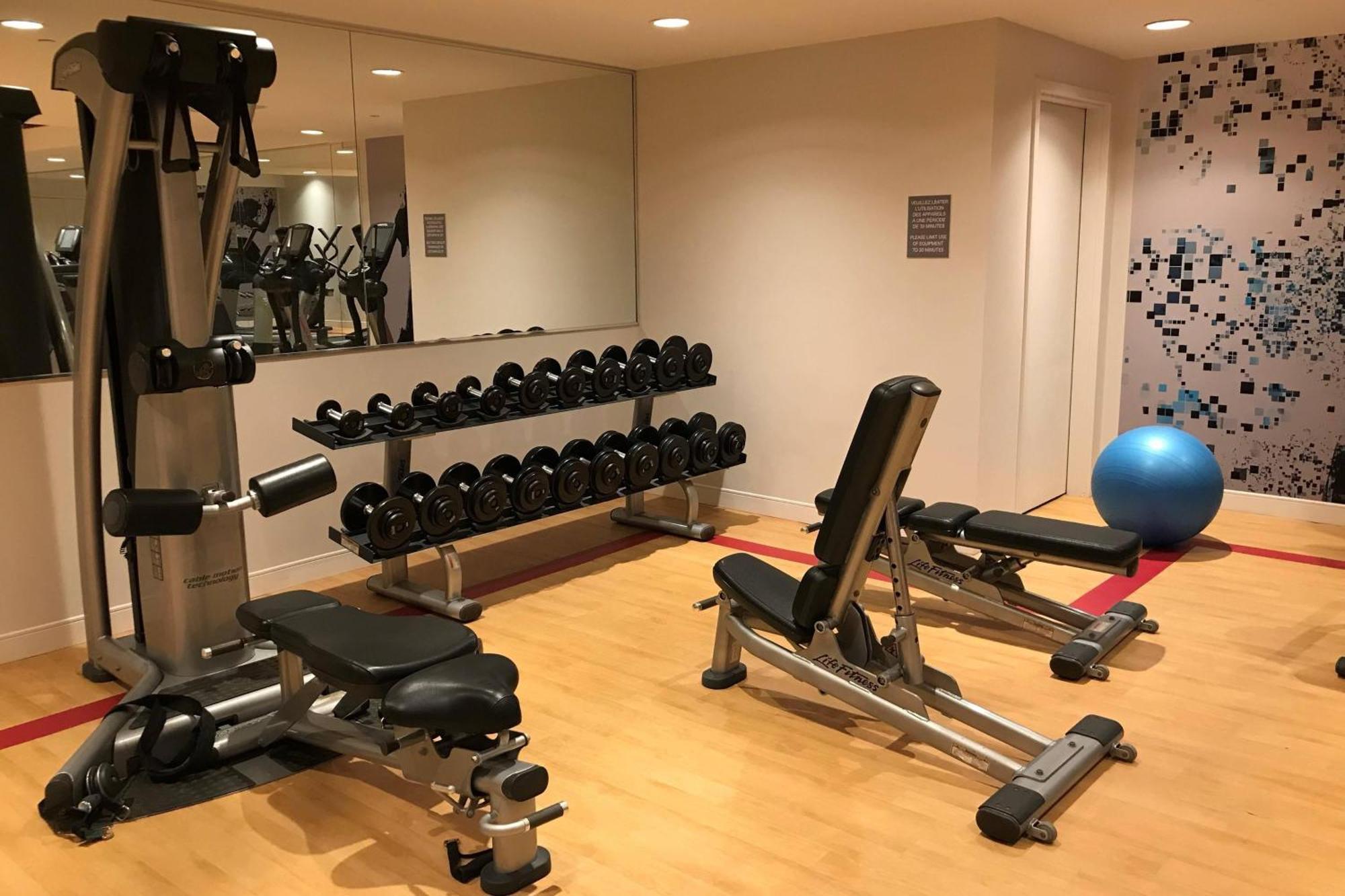Sheraton Laval Hotel Eksteriør bilde