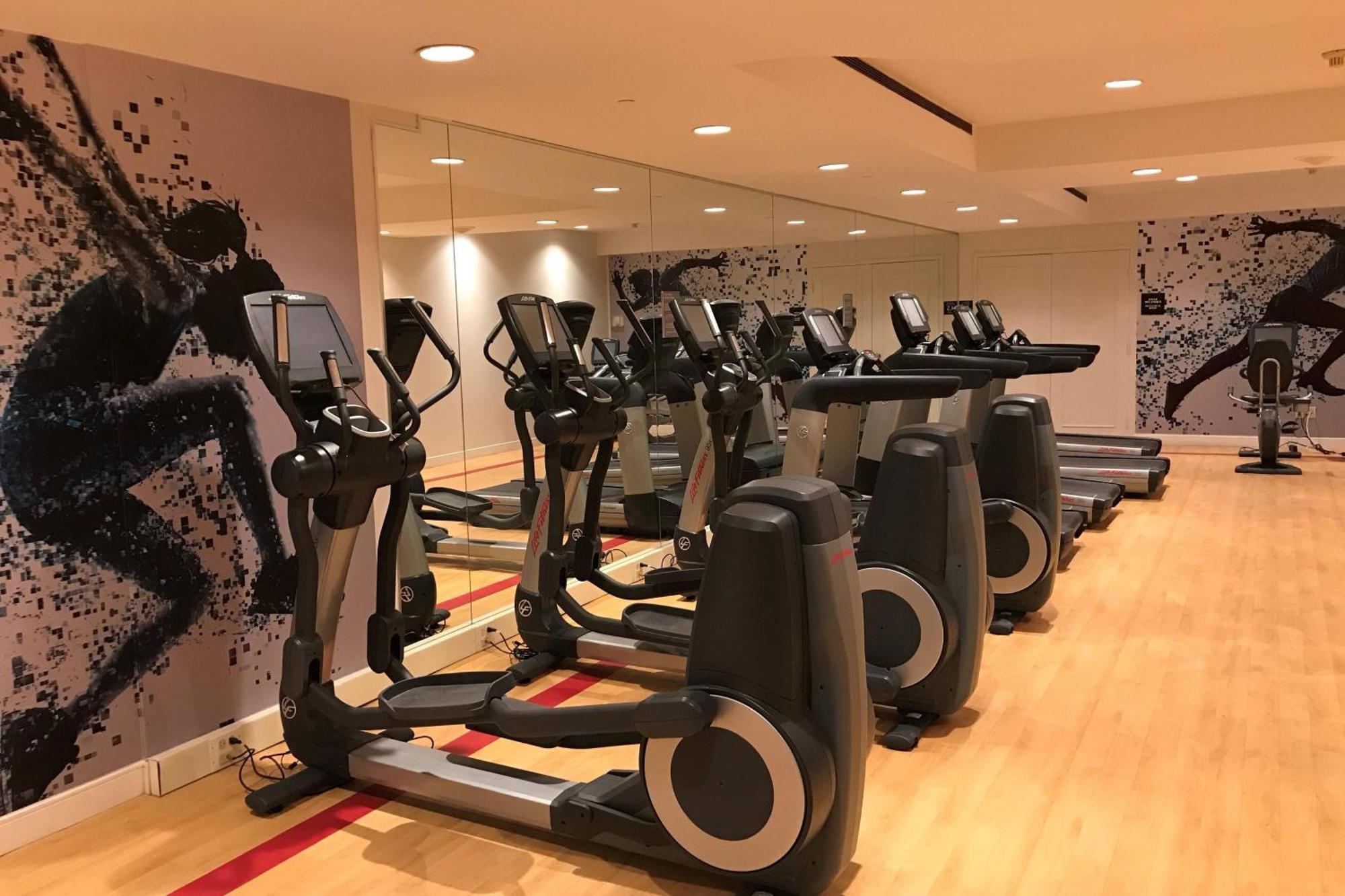 Sheraton Laval Hotel Eksteriør bilde